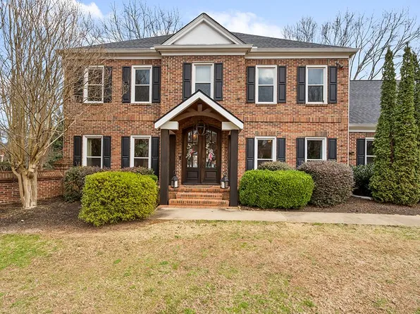 4 Chilton Pl, Greer, SC 29650