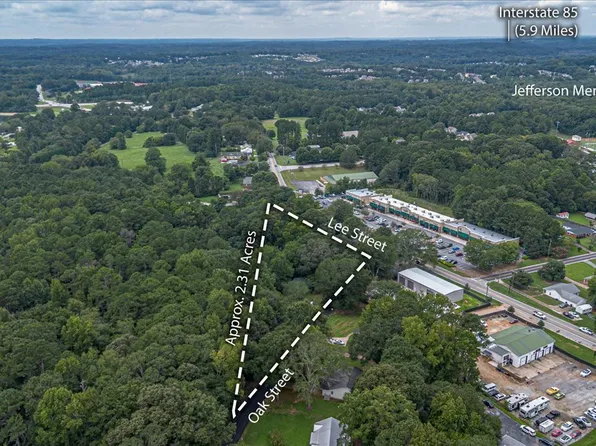 447 Oak Ave, Jefferson, GA 30549