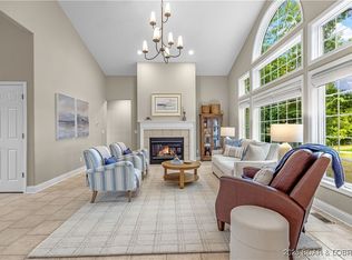 50 Southshore Pl, Sunrise Beach, MO 65079