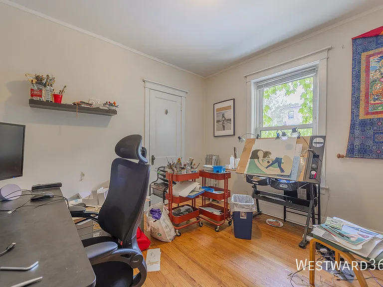 1406 W Farragut Ave #1 — Photo 13