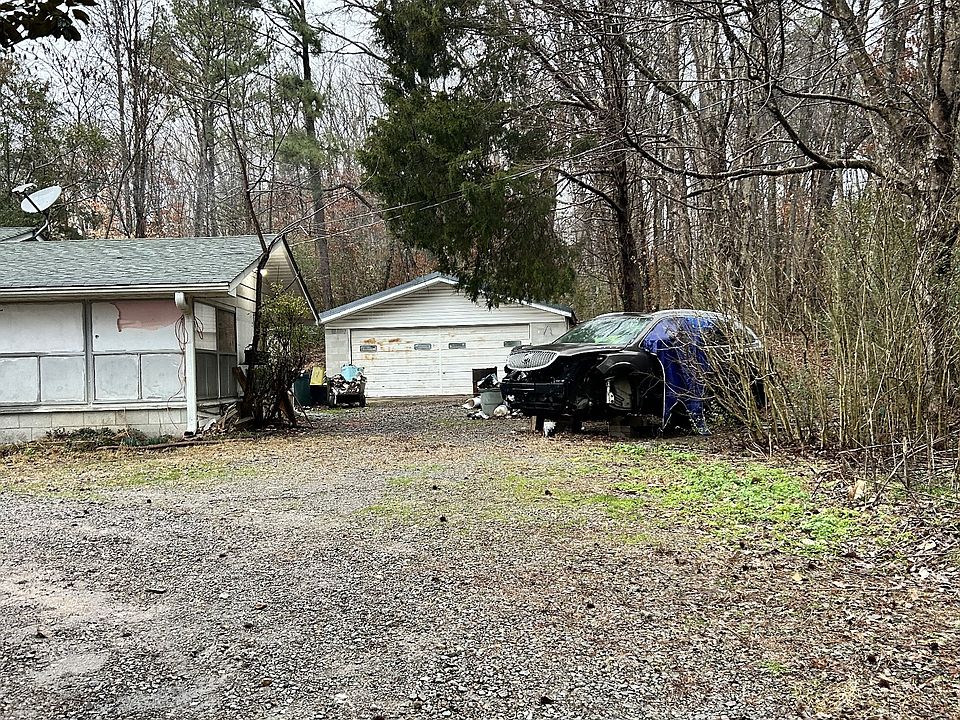 2nd image of 10184 Highway 147