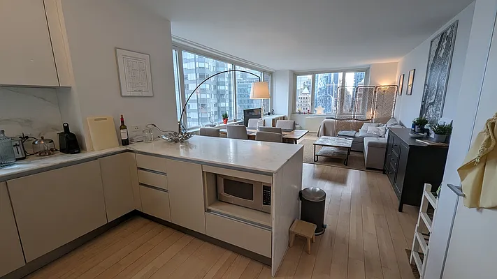 Rented by RE MAX Team | media 2
