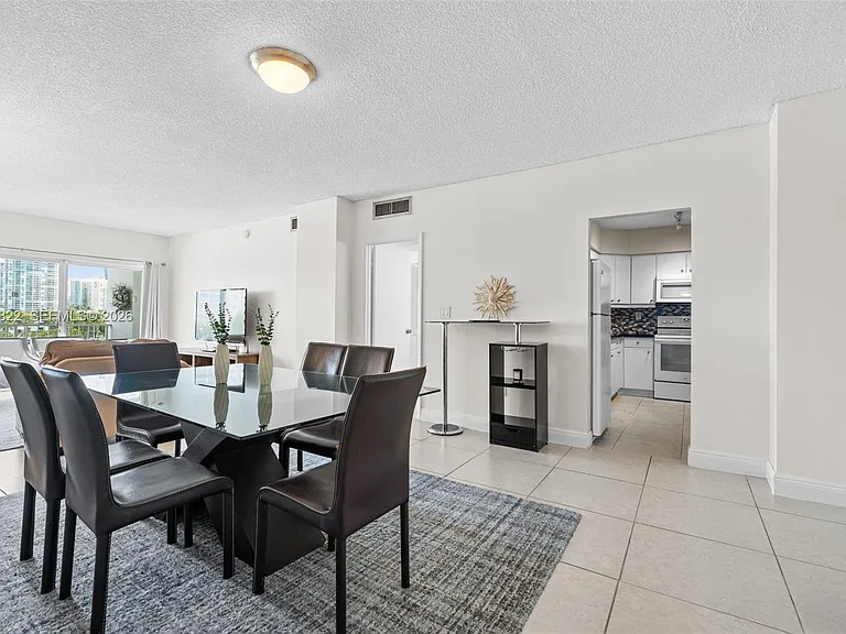 500 Bayview Dr #325 — Photo 31