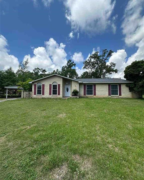 1st image of 5361 Larchmont Dr