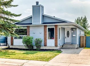 28 Whiteram Clos NE, Calgary, AB T1Y5X8