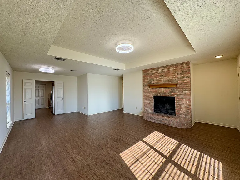9611 Panther Way — Photo 3