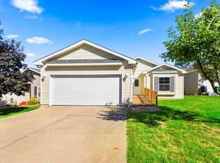 113 S Columbus St, North Pekin, IL 61554