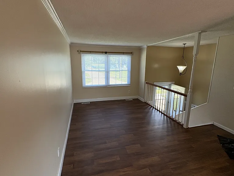 3805 E Fitzgerald Rd — Photo 2