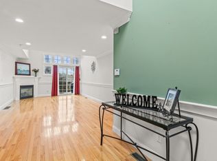 36 Gold Leaf Ln UNIT 36, Mashpee, MA 02649