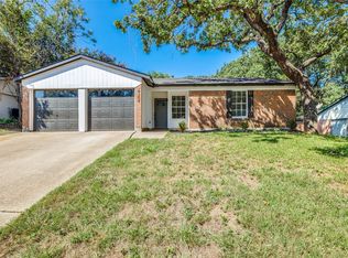 4304 Snow Mass Dr, Arlington, TX 76016