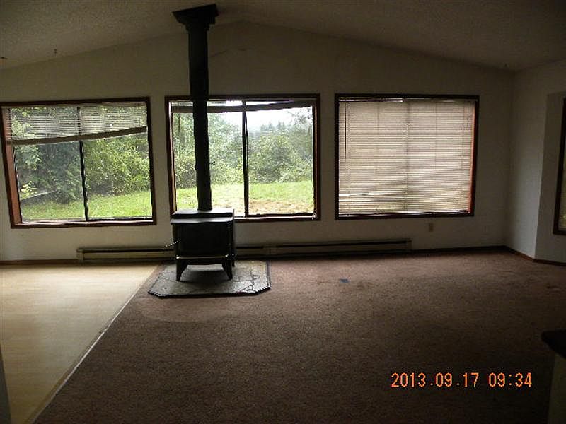 2nd image of 1010 Walbrun Rd