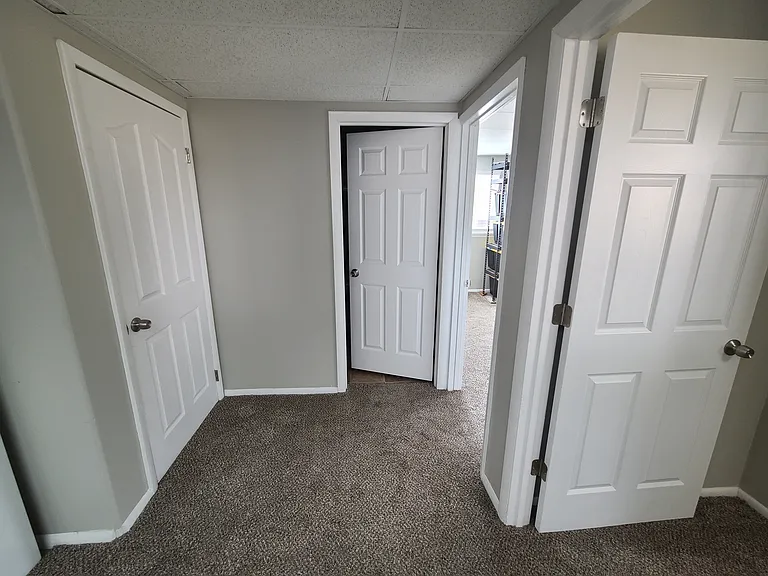 940 W Red Oaks Dr #2 — Photo 20