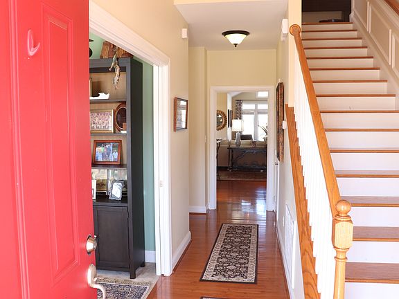 5th image of 1167 Kestrel Way