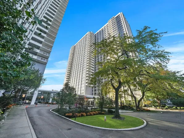 4250 N Marine Dr APT 1622, Chicago, IL 60613