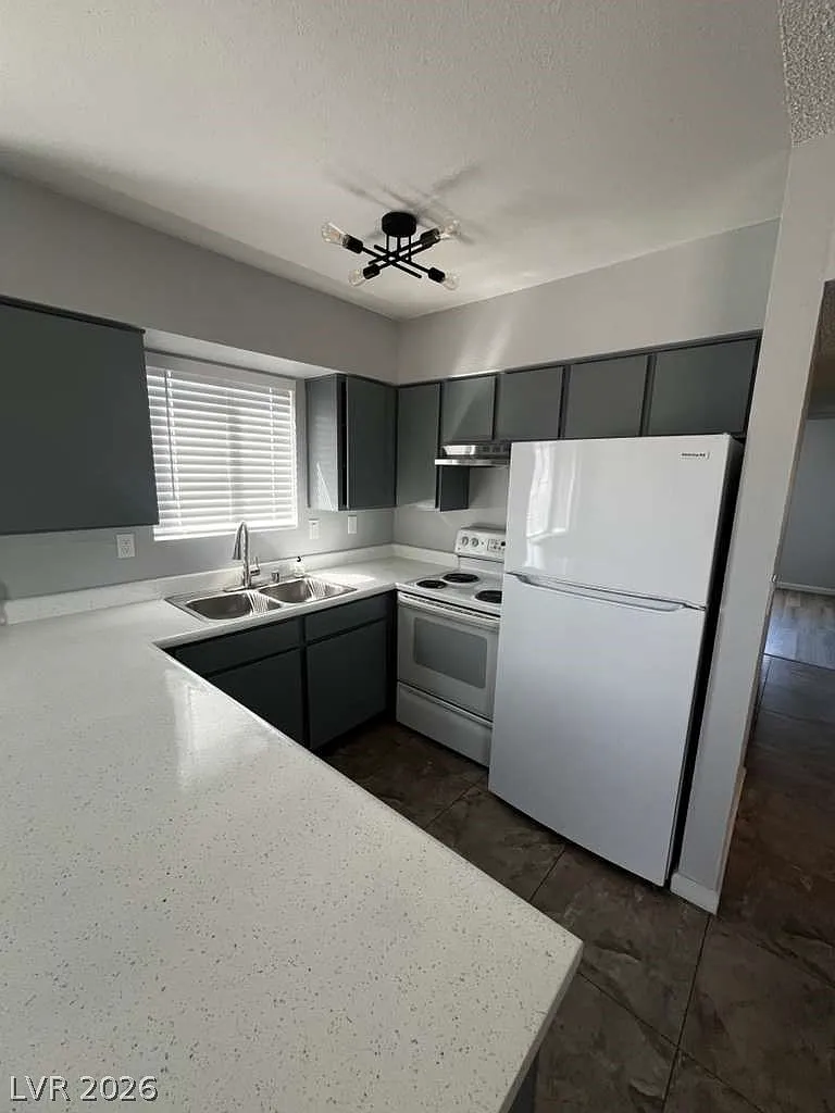 Building Photo - 5662 E Lake Mead Blvd #A