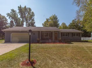 4701 W Wackerly St, Midland, MI 48640