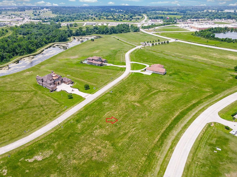 1st image of 147 Mia Lago Dr