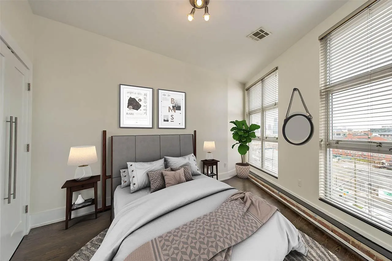 1 bed, 870 sqft, $2,550 — Photo 4