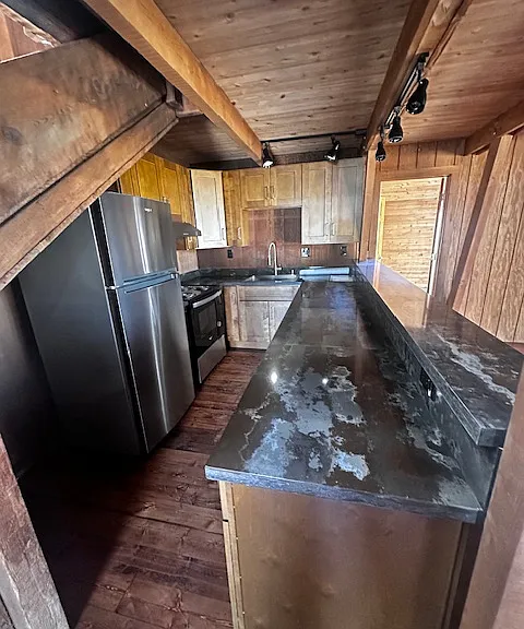 200 Buchanan Dr #1 — Photo 9