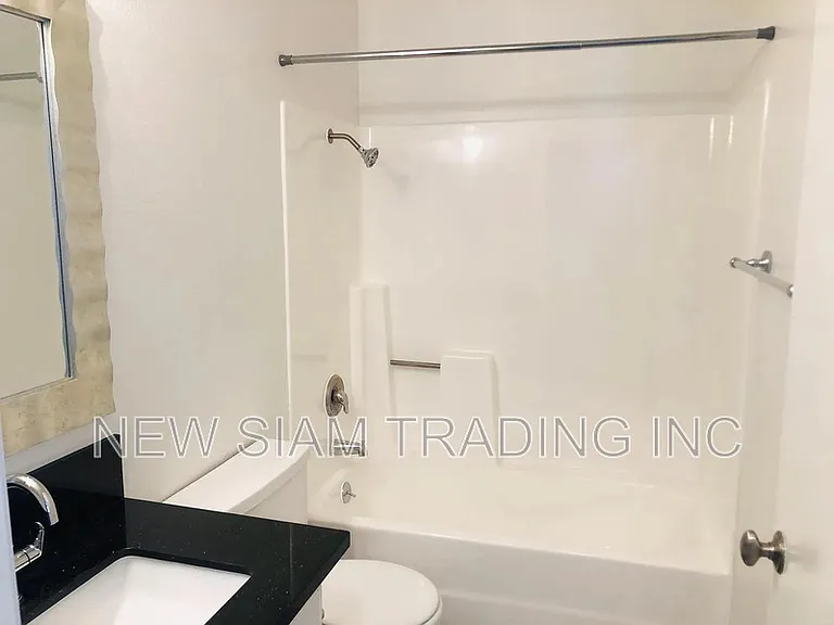 500 S Saint Andrews Pl #101 — Photo 7