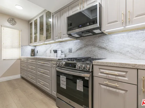 9906 Owensmouth Ave Unit 11, Chatsworth, CA 91311