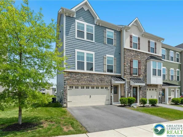 2408 Emanuel Ct, Bethlehem, PA 18020