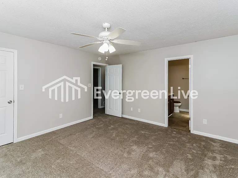 217 Robin Hood Dr — Photo 11
