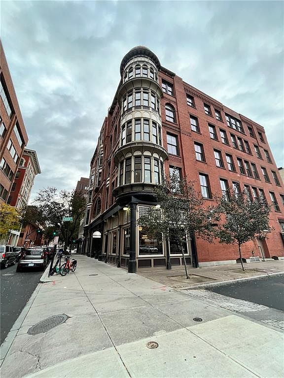 385 Westminster St APT 2A, Providence, RI 02903 | Zillow