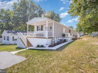 31 Cedar St, Manchester, PA 17345