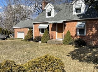 41 Arch St, Ludlow, MA 01056