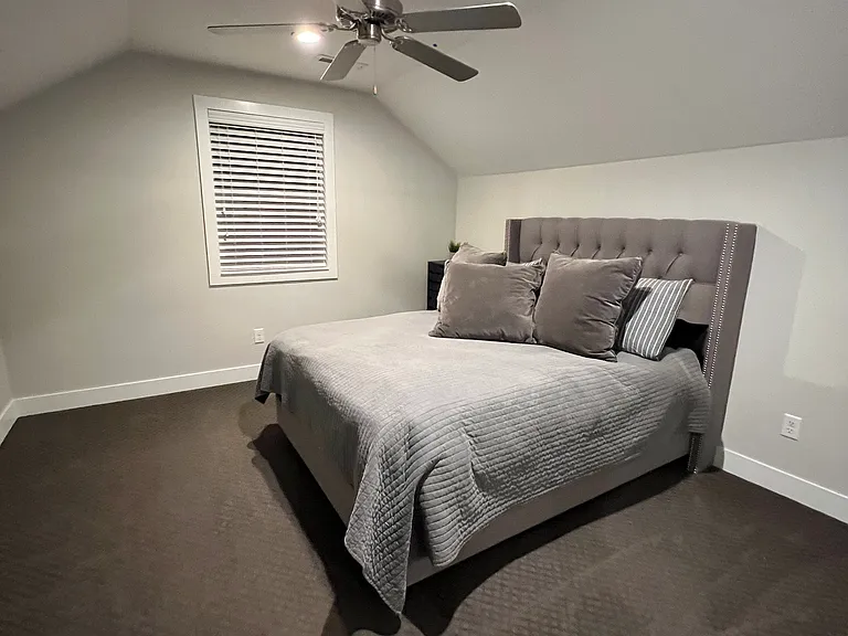 598 W Regent Garden Ln — Photo 28