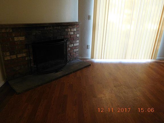 4th image of 665 Sunset Ave NE Unit 300
