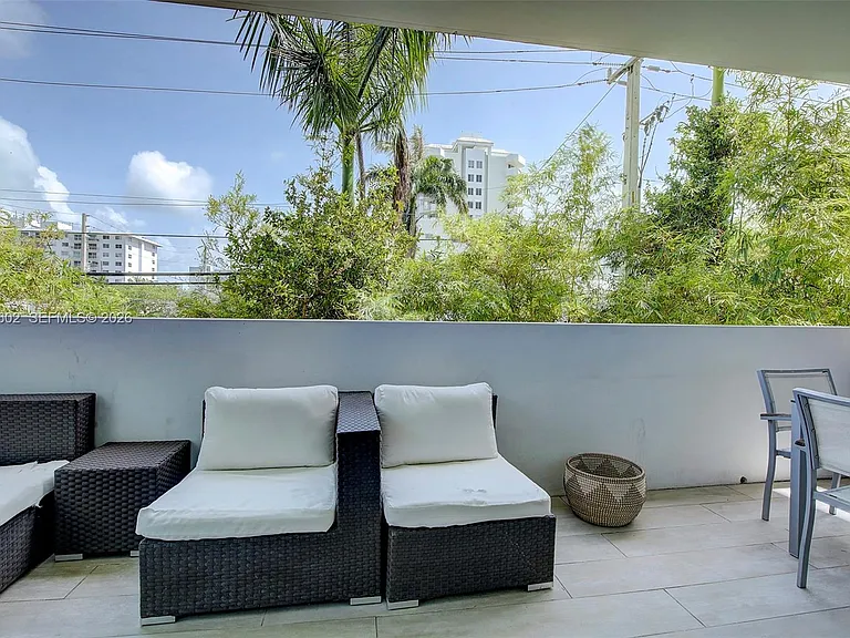 1577 Bay Rd #201 — Photo 24