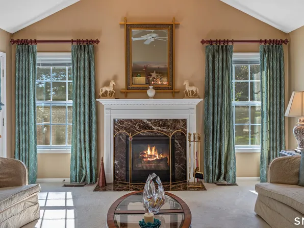 123 Louis Hill Road #123, Newtown, CT 06482