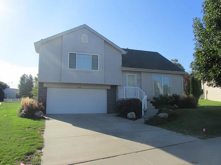 14613 Locust St — Photo 10