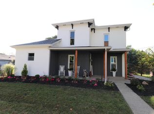 52 Washington St, Centerburg, OH 43011