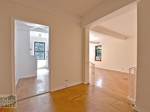 4th image of 75 Park Ter E APT D33