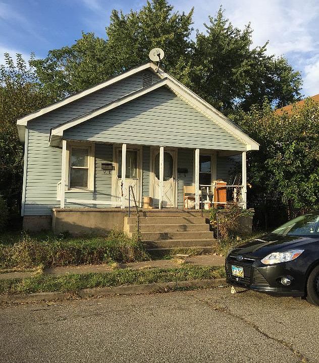 1st image of 2107-2109 Roosevelt Blvd