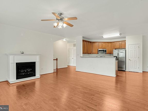5th image of 4125 San Marco Dr #H