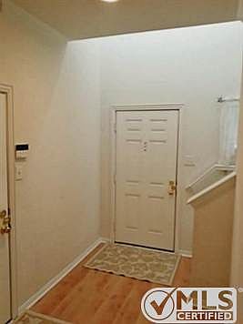 5th image of 2456 Southcourt Cir