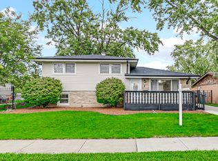 4340 Mann St, Oak Forest, IL 60452