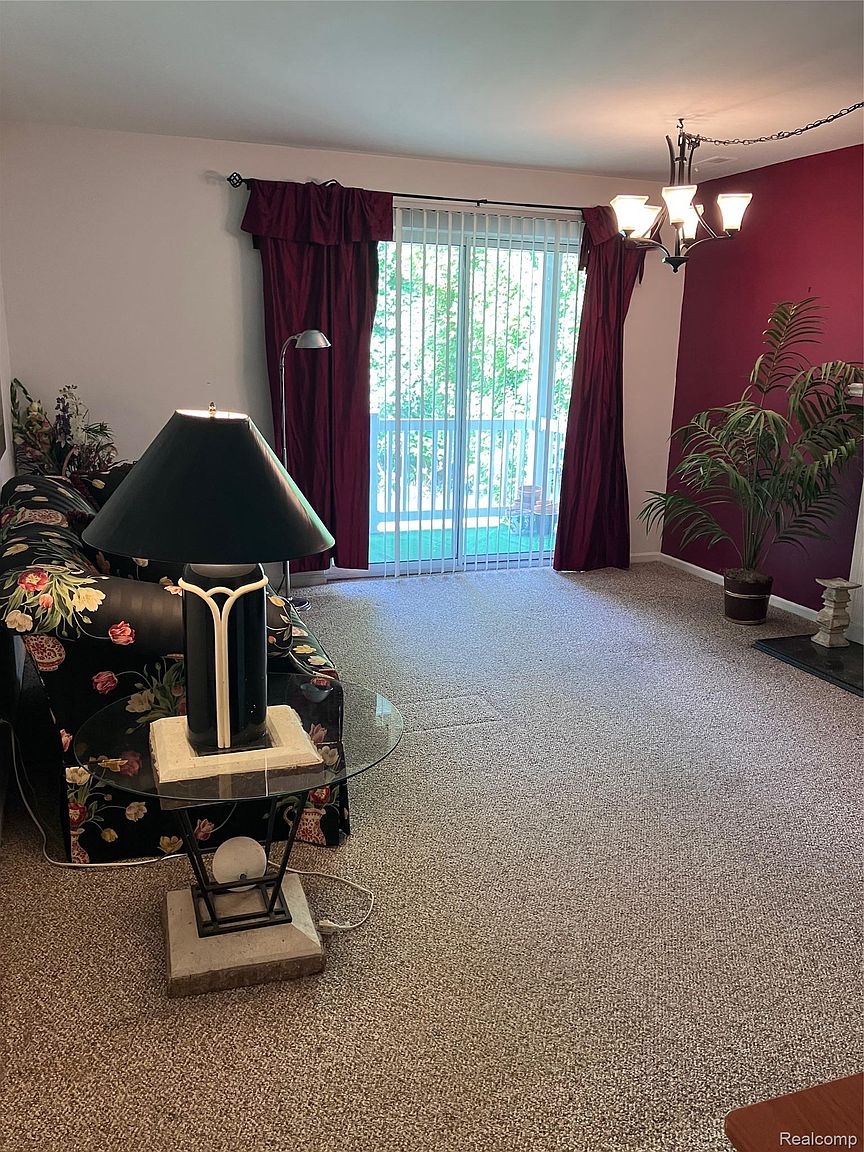 1127 S Lake Dr Unit 206, photo 13