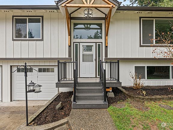 2nd image of 12910 122nd Avenue Ct E