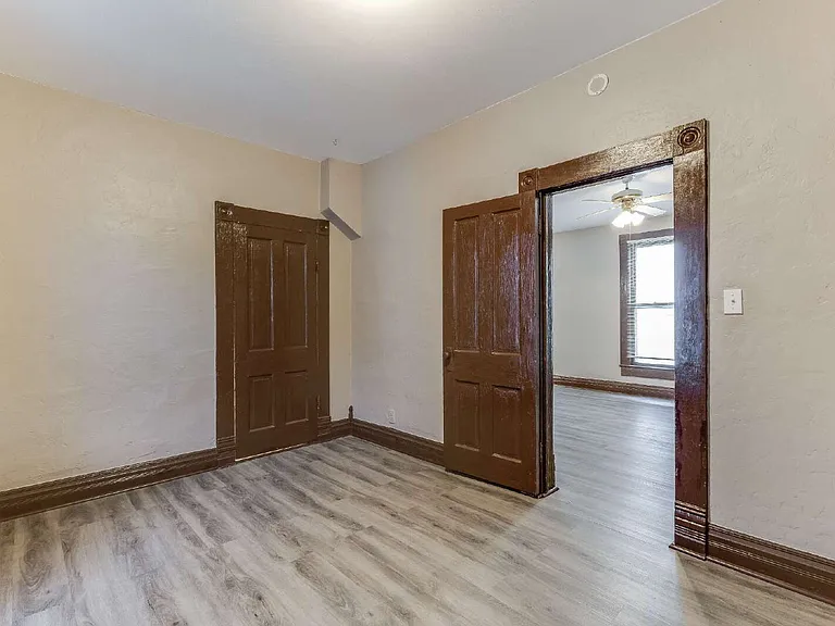 514 S Fern Ave — Photo 6