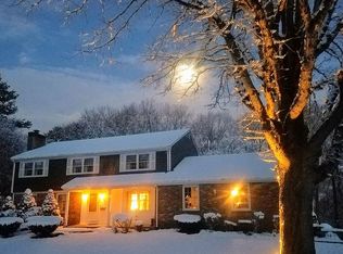 14 Preston Dr, Barrington, RI 02806