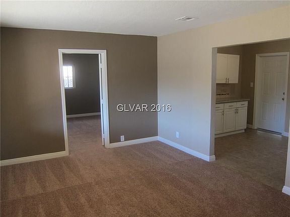 3rd image of 116 Dogwood St
