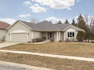2519 Mayowood Ln SW, Rochester, MN 55902