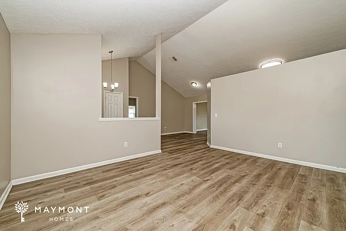 4140 Spring Way Cir — Photo 3