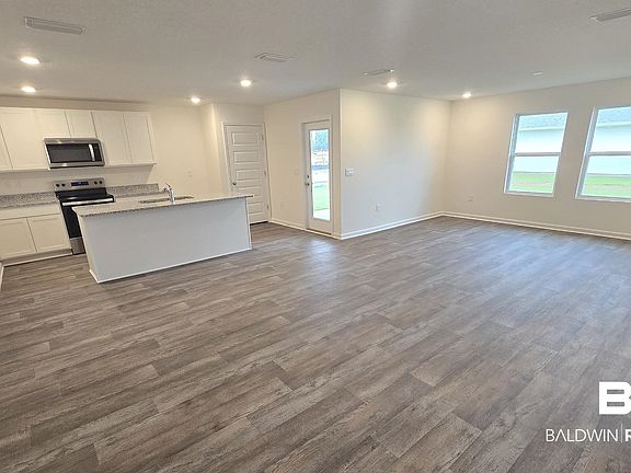 3rd image of 8869 Chabo Cir