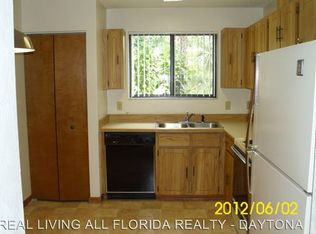 118 E Baywood Sq, Daytona Beach, FL 32119